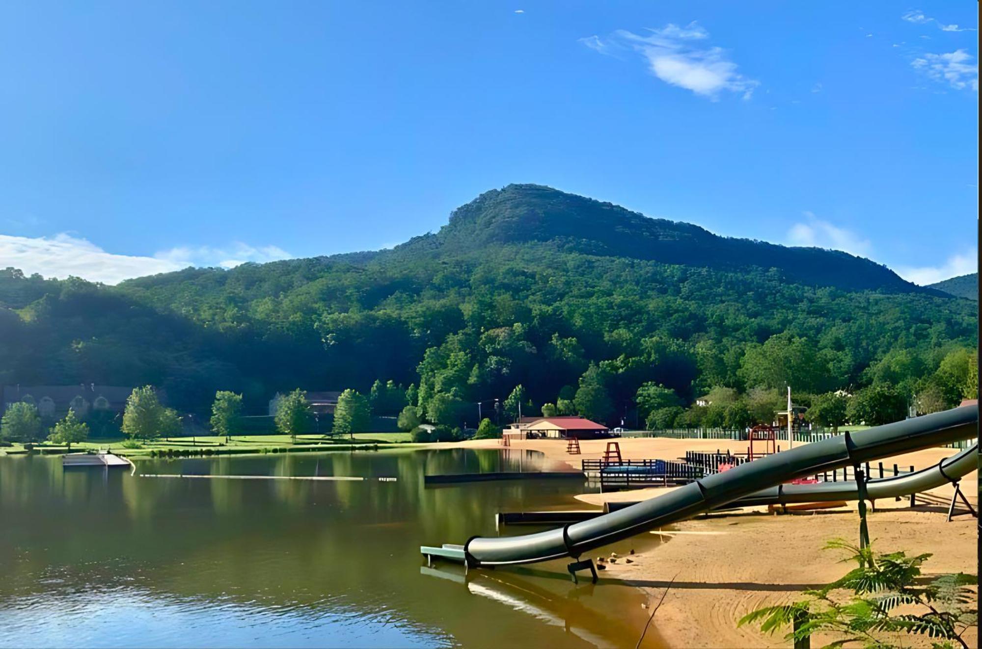 Dreaming Tree Of Lake Lure Villa Mill Spring Esterno foto